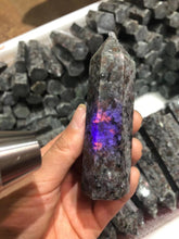 Load image into Gallery viewer, Yooperlite point