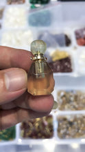 Load image into Gallery viewer, Exquisite crystal perfume bottle