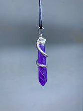 Load image into Gallery viewer, Pendulum pendant-Snake around