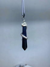 Load image into Gallery viewer, Pendulum pendant-Snake around