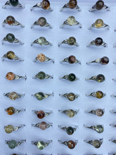 Load image into Gallery viewer, Natural crystal ring