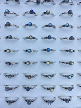 Load image into Gallery viewer, Natural crystal ring