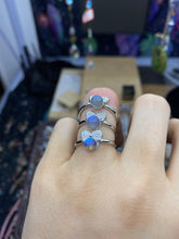 Load image into Gallery viewer, Natural crystal ring
