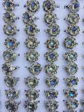 Load image into Gallery viewer, Natural crystal ring