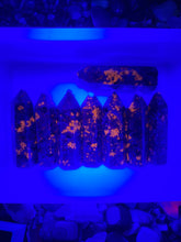 Load image into Gallery viewer, Yooperlite point