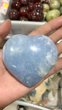 Load image into Gallery viewer, Kyanite love heart