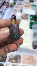 Load image into Gallery viewer, Exquisite crystal perfume bottle