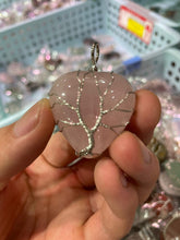 Load image into Gallery viewer, Fork pendant