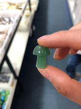 Load image into Gallery viewer, Crystal mushroom mini