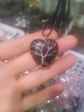 Load image into Gallery viewer, Fork pendant