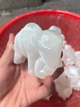 Load image into Gallery viewer, Selenite elephant
