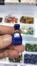 Load image into Gallery viewer, Exquisite crystal perfume bottle