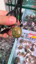 Load image into Gallery viewer, Turtle crystal good luck pendant