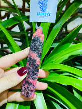 Load image into Gallery viewer, Rhodonite point