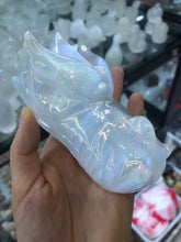Load image into Gallery viewer, Angel aura selenite dragon head