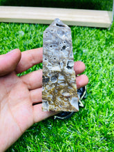 Load image into Gallery viewer, Sphalerite Point