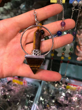 Load image into Gallery viewer, Pyramid pendulum