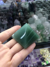 Load image into Gallery viewer, Crystal pyramid