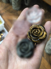 Load image into Gallery viewer, Crystal rose