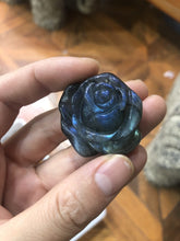 Load image into Gallery viewer, Crystal rose