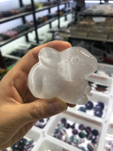 Load image into Gallery viewer, Selenite rabbit