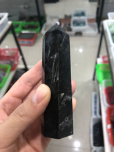 Load image into Gallery viewer, Astrophyllite Point