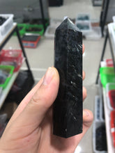 Load image into Gallery viewer, Astrophyllite Point