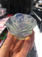 Load image into Gallery viewer, Rose carving