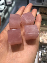 Load image into Gallery viewer, Crystal cubes